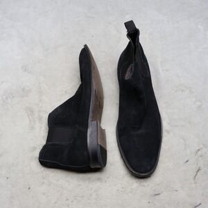 Flag Ltd Womens 9.5M Chelsea Boots Black Suede Pull On Classic Ankle 8384FL0020
